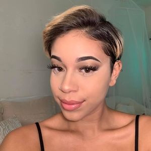 Meet your Posher, Rose